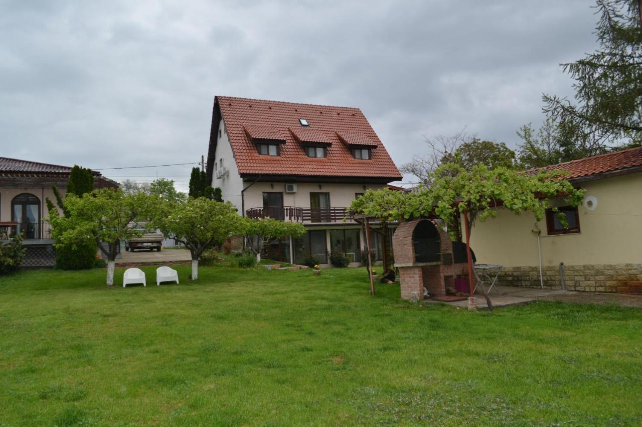 Villa Siret Sendreni 외부 사진