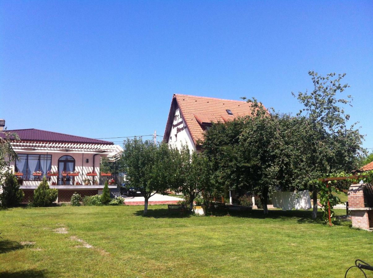 Villa Siret Sendreni 외부 사진